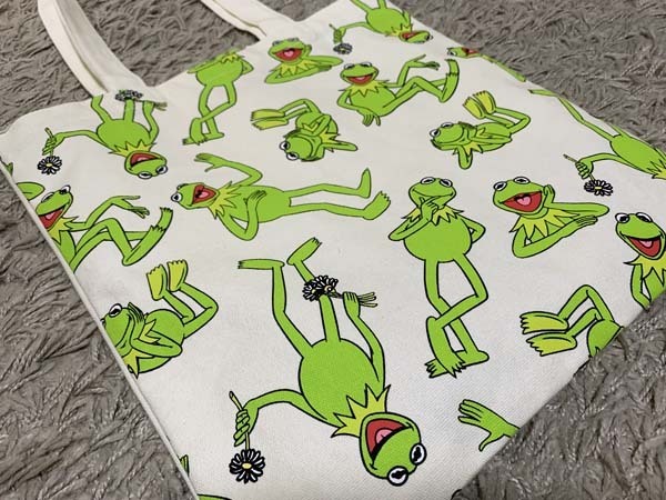 frog-yuppie_1126a.jpg