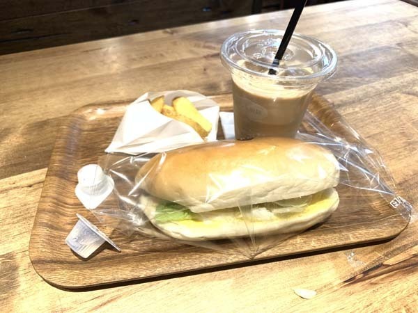 lunch-yuppie_0131a.jpg