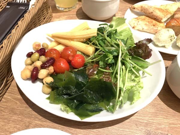 lunch-yuppie_0997a.jpg