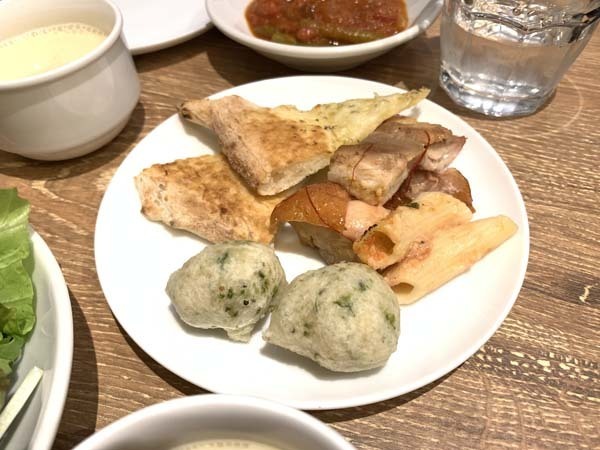 lunch-yuppie_0999a.jpg