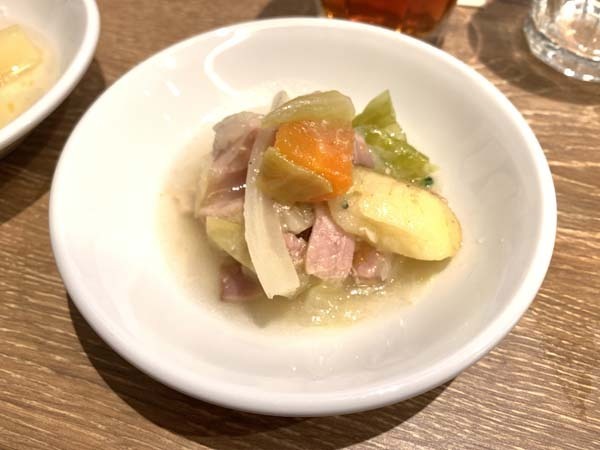 lunch-yuppie_1016a.jpg