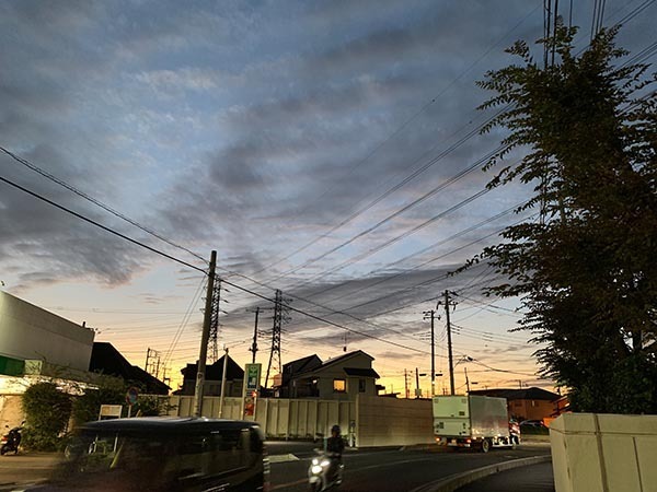sky-yuppie_0321a.jpg
