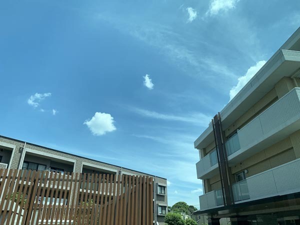sky-yuppie_1409a.jpg