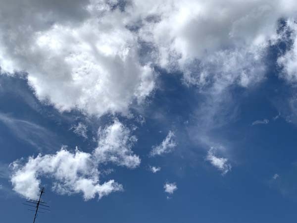 sky-yuppie_2360a.jpg