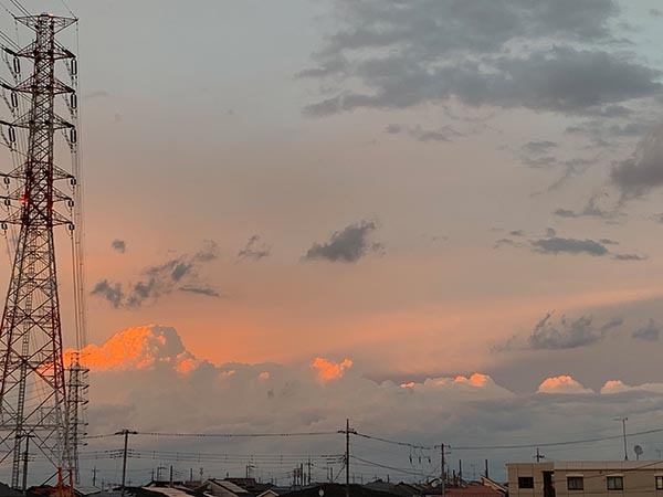 sky-yuppie_9292a.jpg